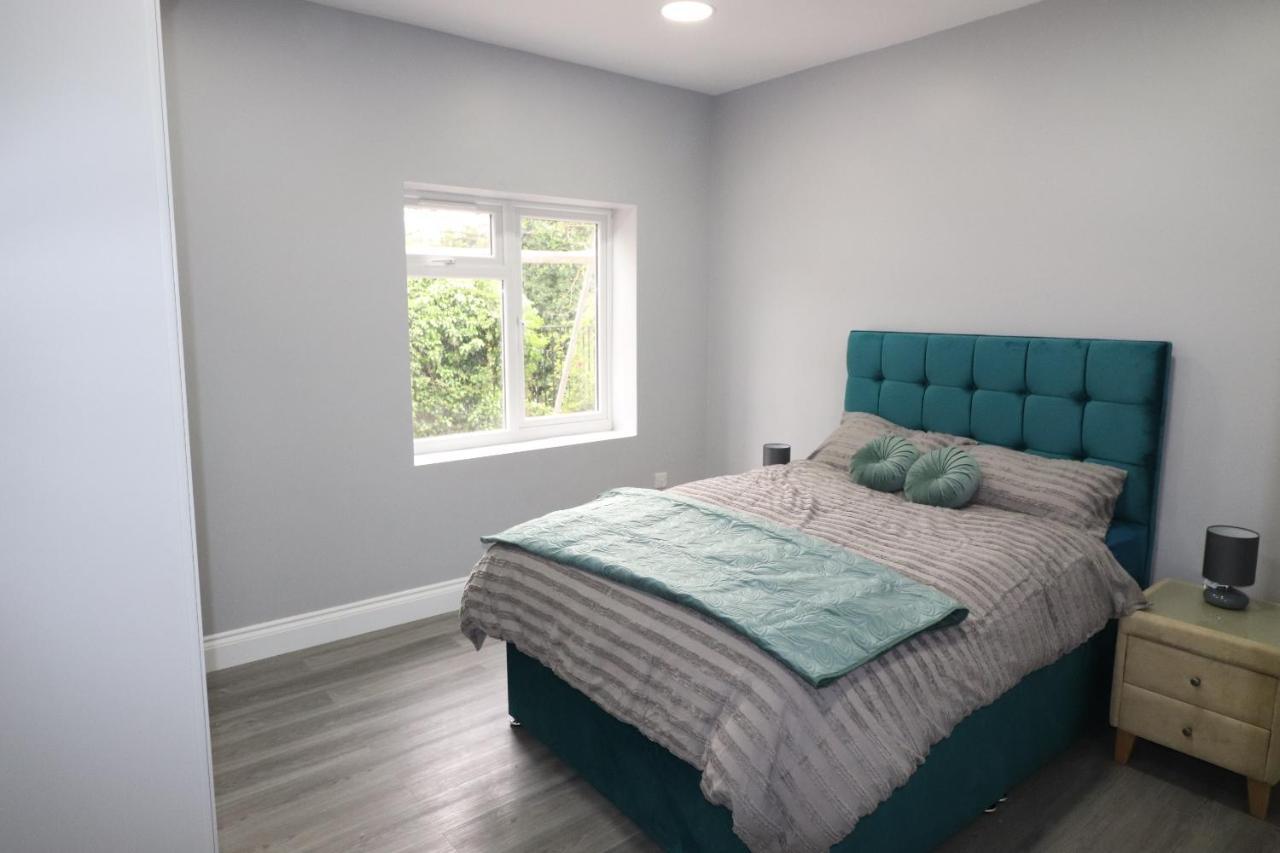 1 Bed Flat, Airport Pick, Drop Available Fibre Broadband, New, Washer Dryer, 10 Mins From City Centre Dartford Esterno foto