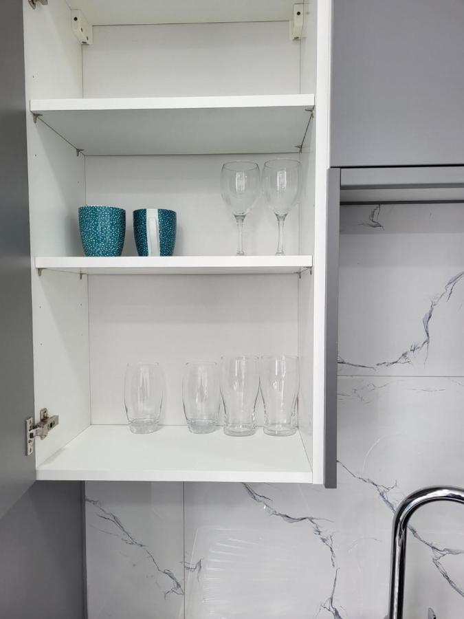 1 Bed Flat, Airport Pick, Drop Available Fibre Broadband, New, Washer Dryer, 10 Mins From City Centre Dartford Esterno foto
